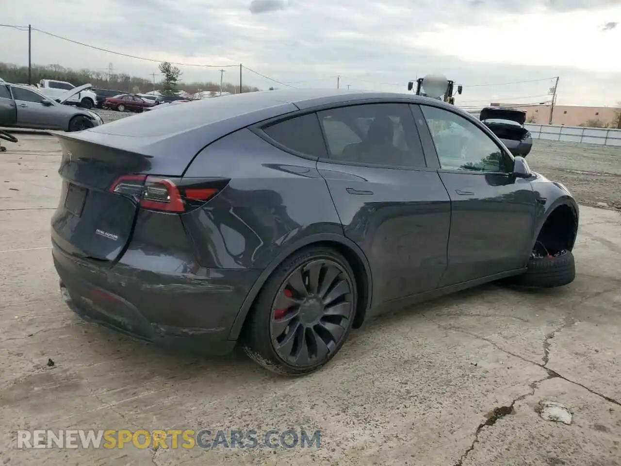 3 Photograph of a damaged car 7SAYGDEFXRA261508 TESLA MODEL Y 2024