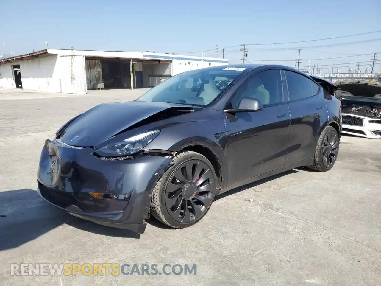 1 Фотография поврежденного автомобиля 7SAYGDEFXRF024486 TESLA MODEL Y 2024