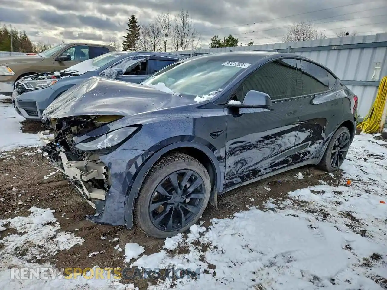 1 Photograph of a damaged car LRWYGDEE1RC670496 TESLA MODEL Y 2024