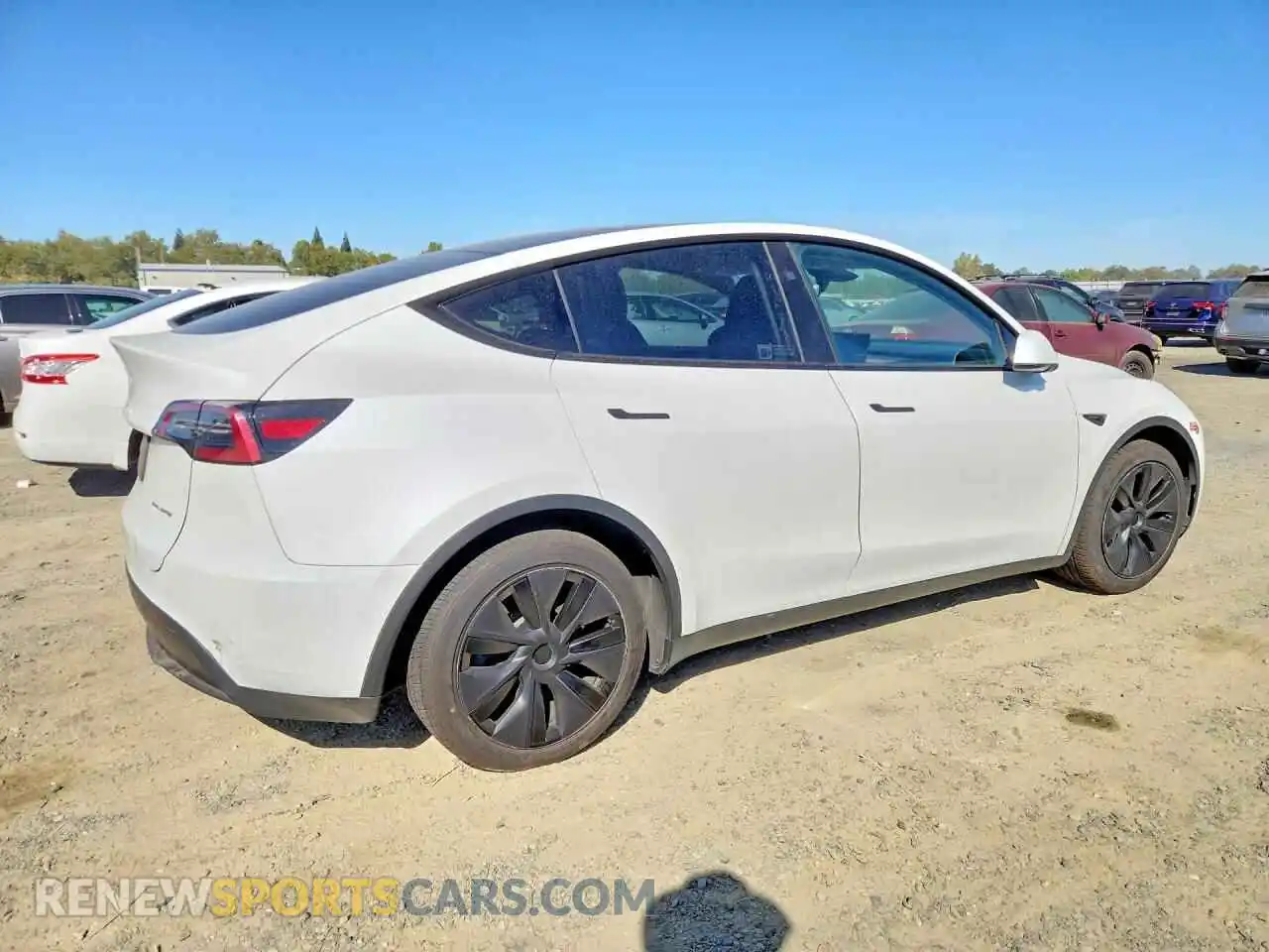 3 fotografías del automóvil dañado 7SAYGAEE0SF249043 TESLA MODEL Y 2025