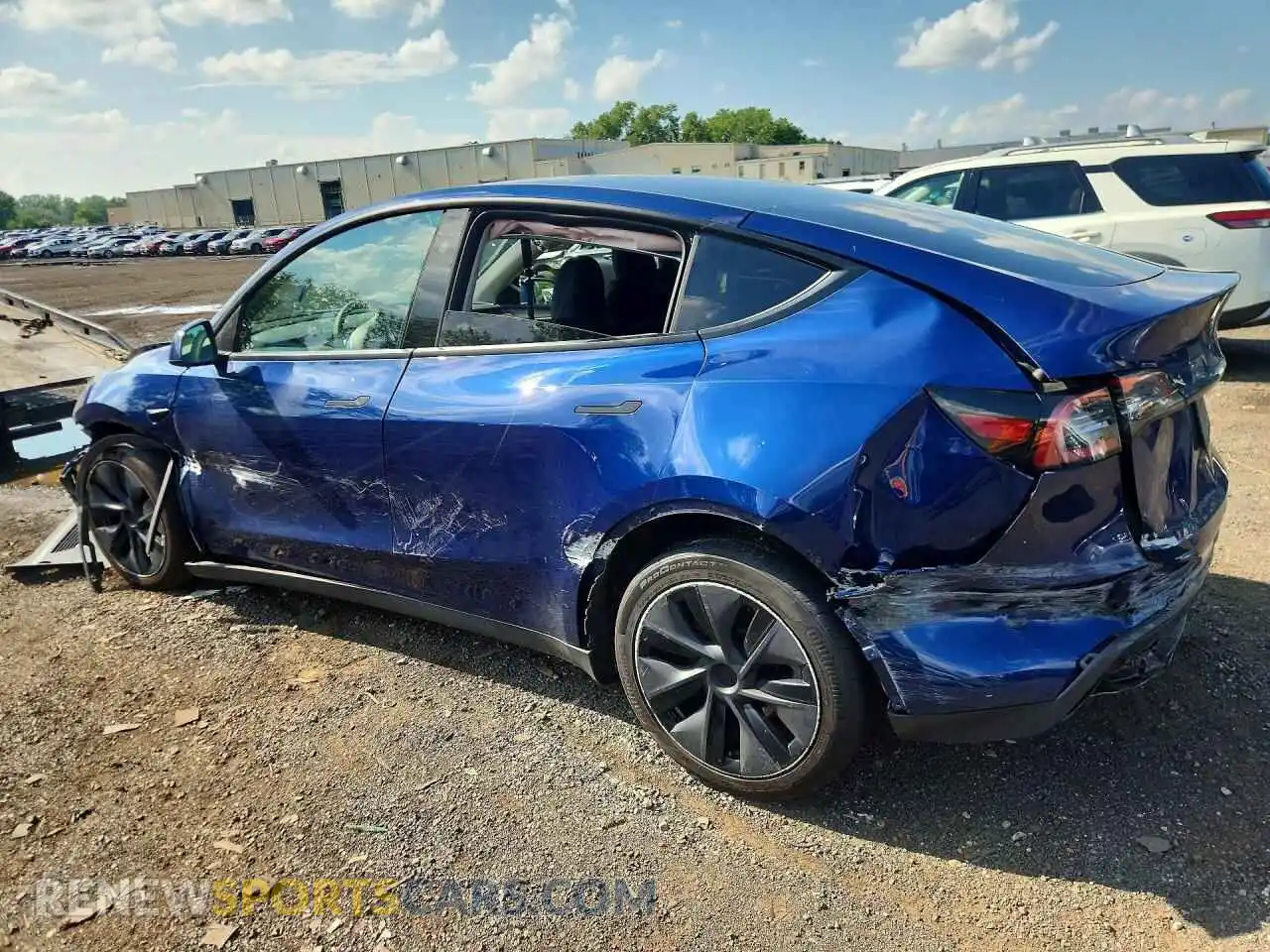 2 Фотография поврежденного автомобиля 7SAYGAEE0SF260642 TESLA MODEL Y 2025