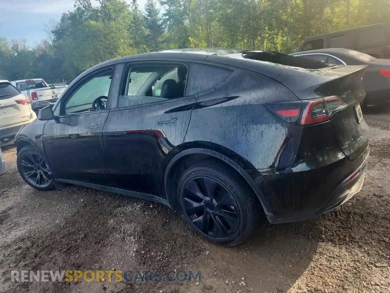 2 fotografías del automóvil dañado 7SAYGAEE1SF222613 TESLA MODEL Y 2025
