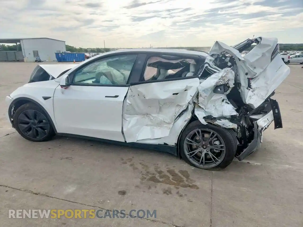 2 Photograph of a damaged car 7SAYGAEE2SF223270 TESLA MODEL Y 2025