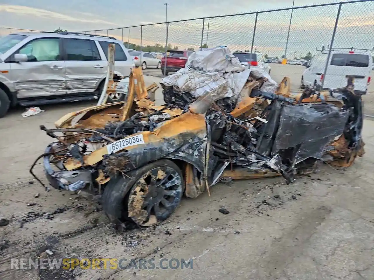 1 fotografías del automóvil dañado 7SAYGAEE2SF272677 TESLA MODEL Y 2025