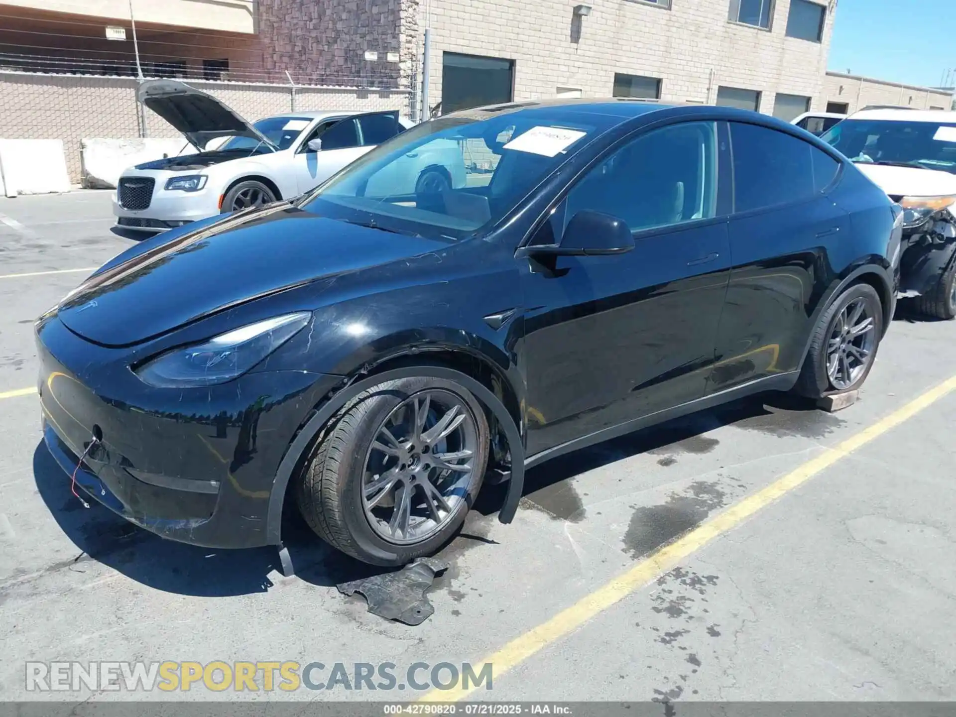 2 Photograph of a damaged car 7SAYGAEE5SF253279 TESLA MODEL Y 2025