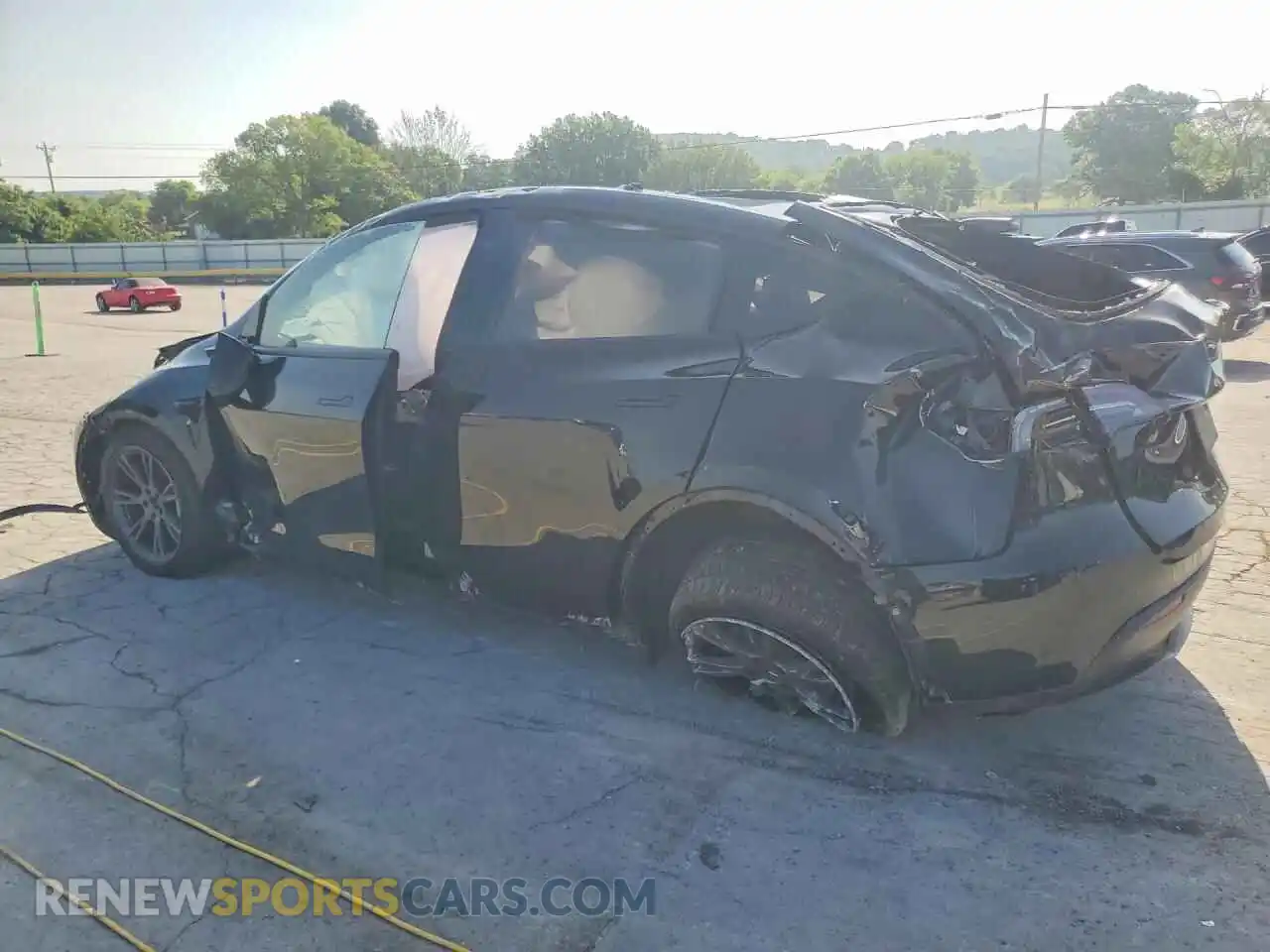 2 Фотография поврежденного автомобиля 7SAYGAEE5SF255243 TESLA MODEL Y 2025