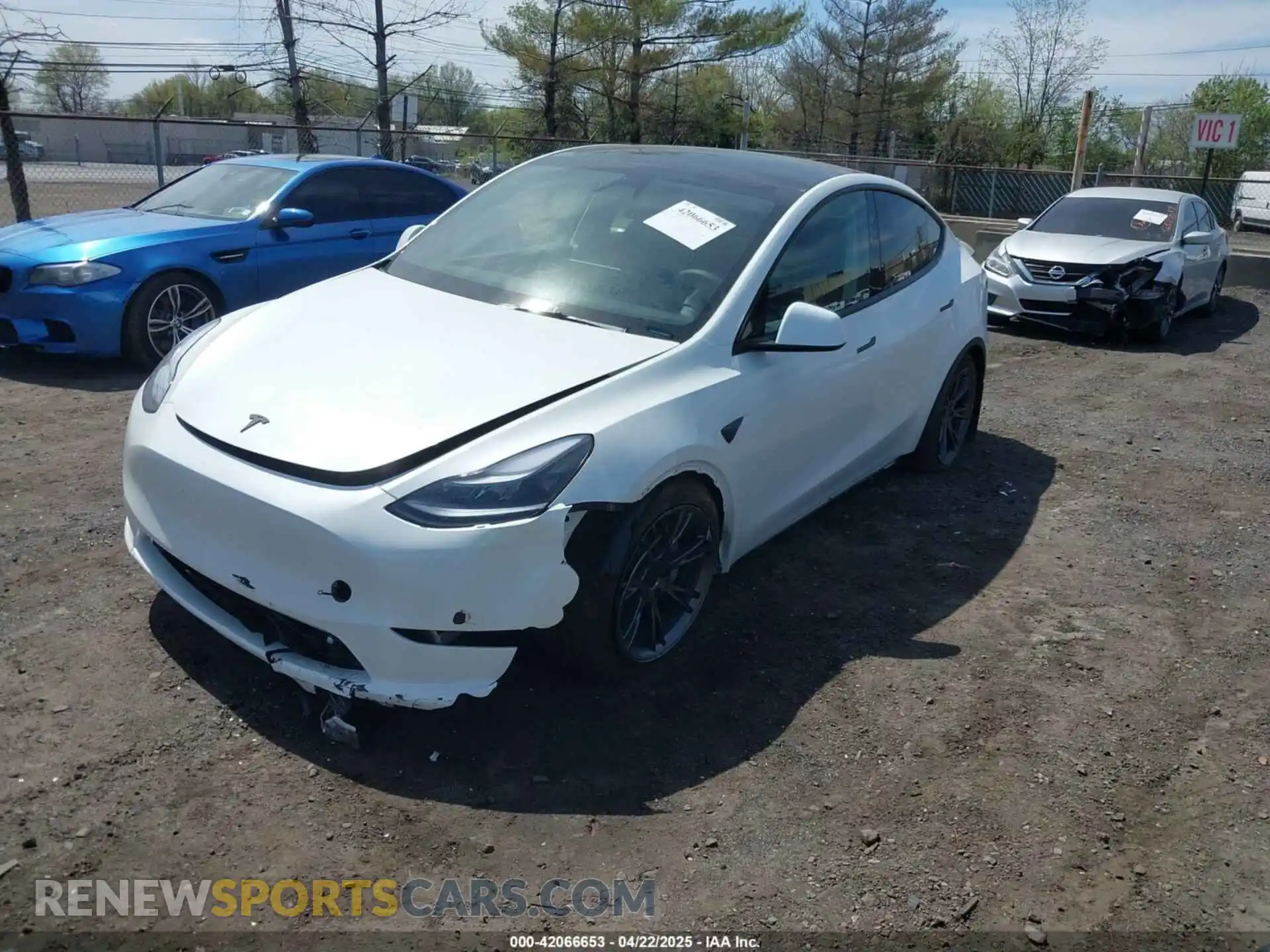 2 Photograph of a damaged car 7SAYGAEE6SF238189 TESLA MODEL Y 2025