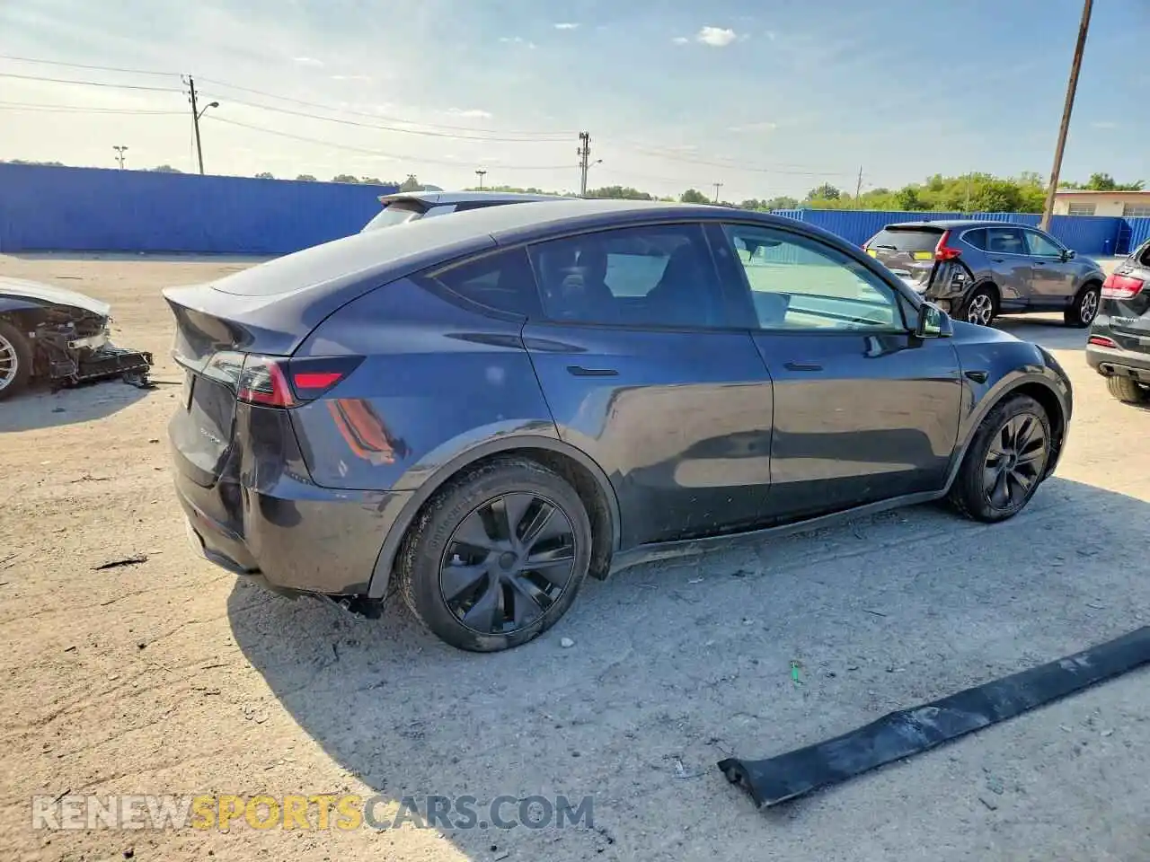 3 fotografías del automóvil dañado 7SAYGAEE6SF272407 TESLA MODEL Y 2025