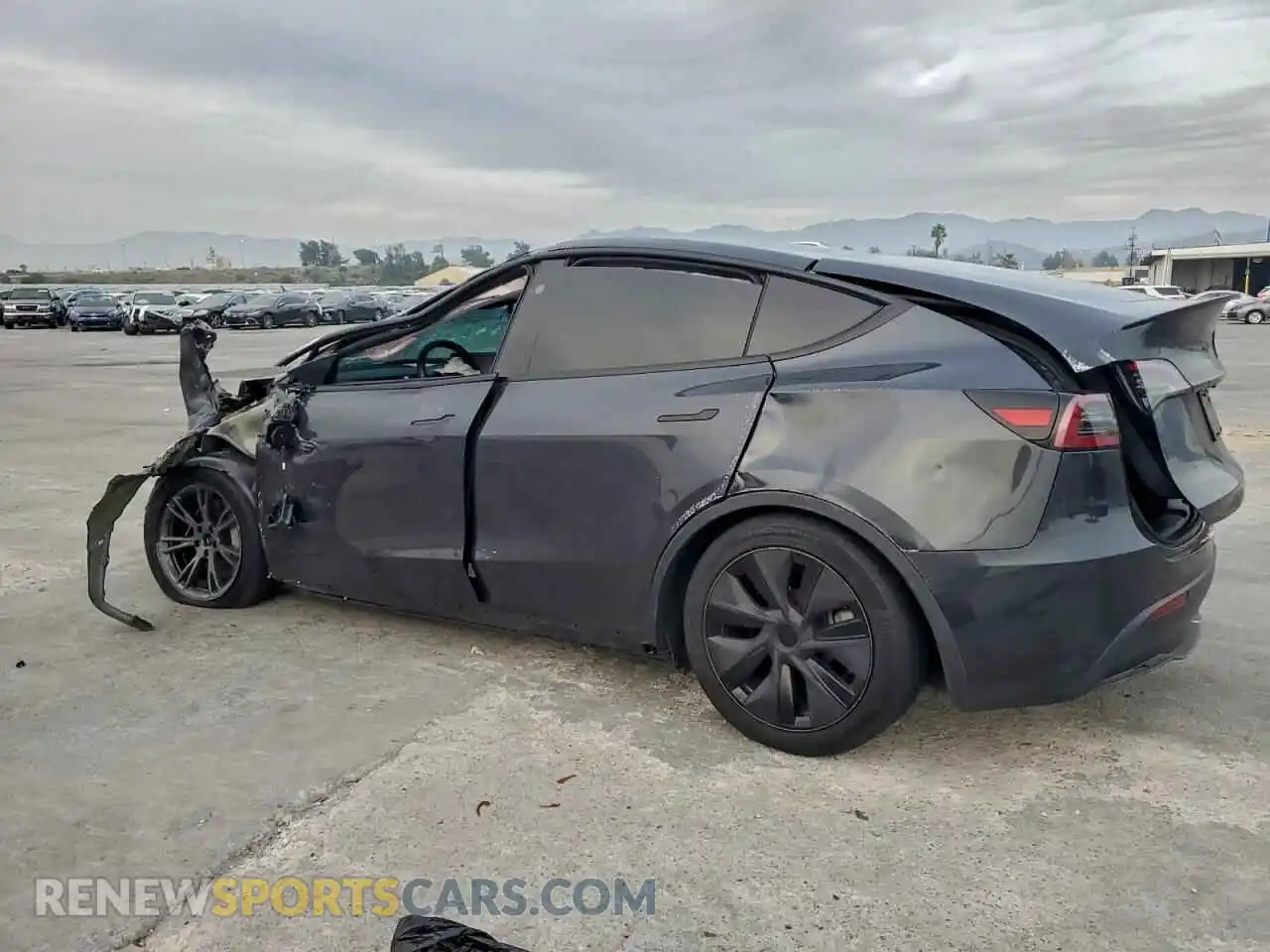 2 Photograph of a damaged car 7SAYGAEE7SF307424 TESLA MODEL Y 2025