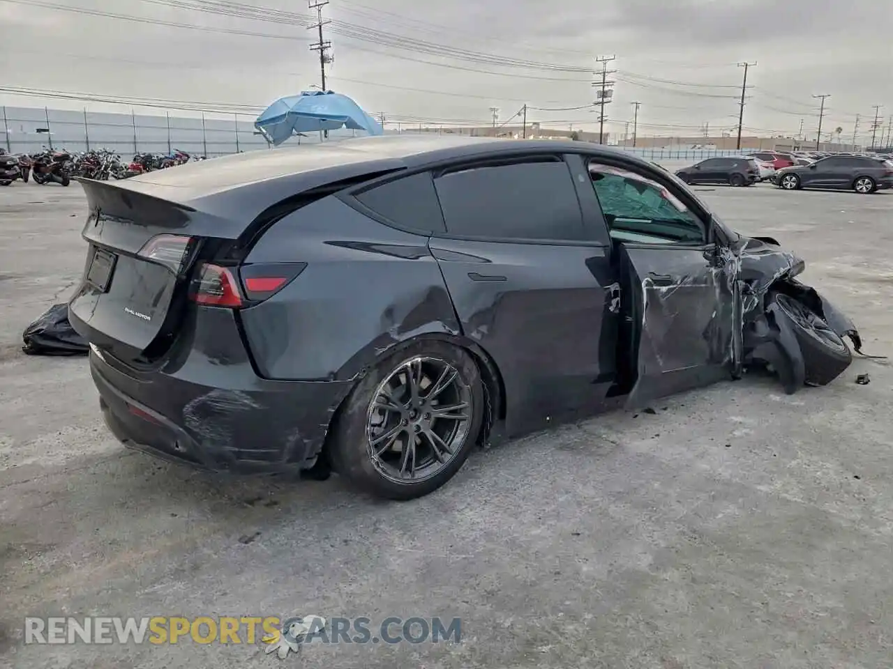 3 Photograph of a damaged car 7SAYGAEE7SF307424 TESLA MODEL Y 2025