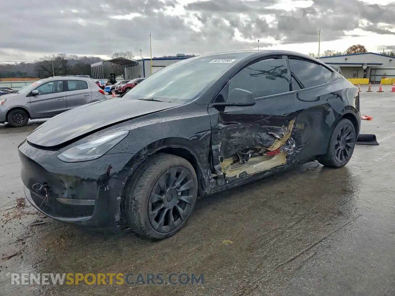 1 Photograph of a damaged car 7SAYGDED0SA354140 TESLA MODEL Y 2025