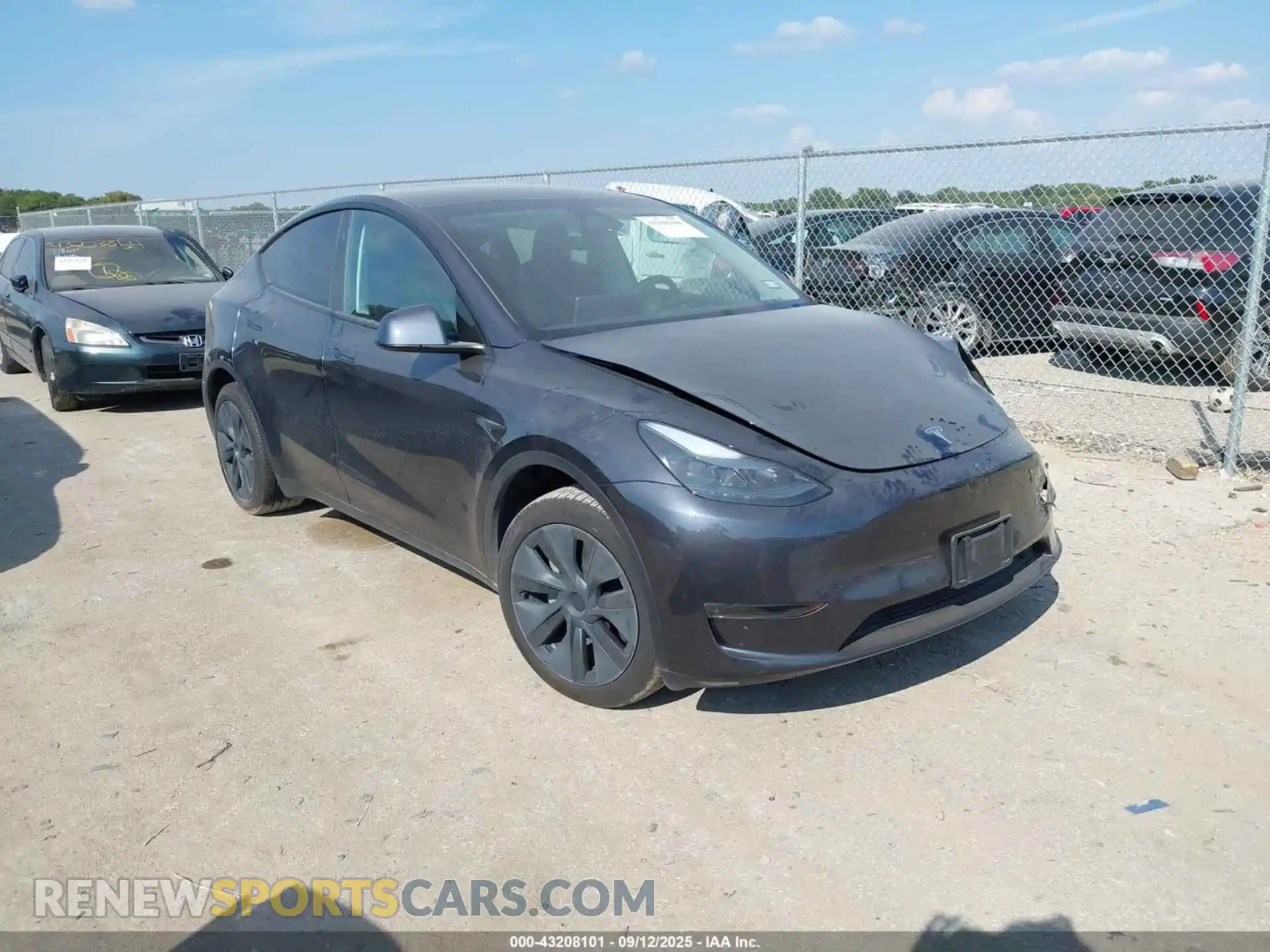 1 Photograph of a damaged car 7SAYGDED0SA371231 TESLA MODEL Y 2025