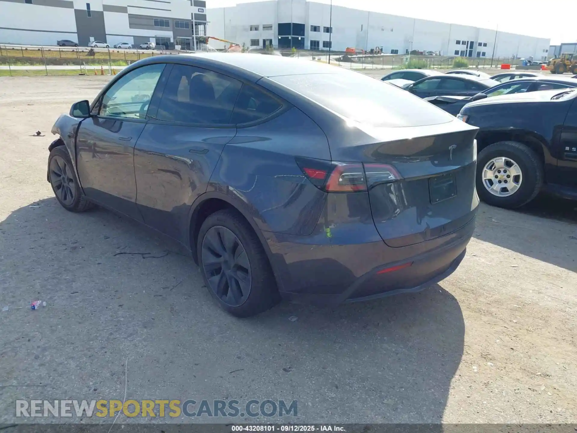 3 Photograph of a damaged car 7SAYGDED0SA371231 TESLA MODEL Y 2025