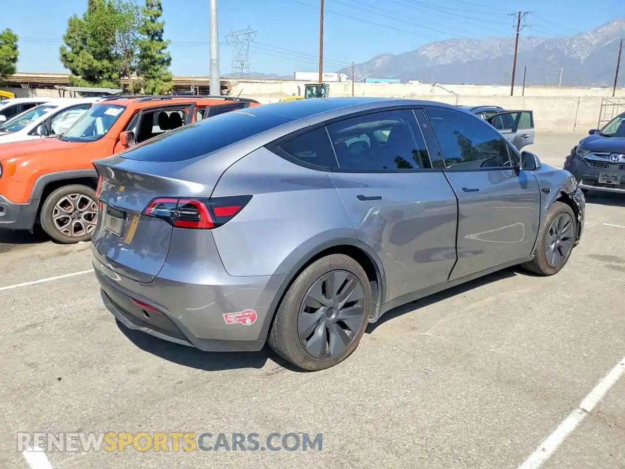 3 Фотография поврежденного автомобиля 7SAYGDED0SF231067 TESLA MODEL Y 2025
