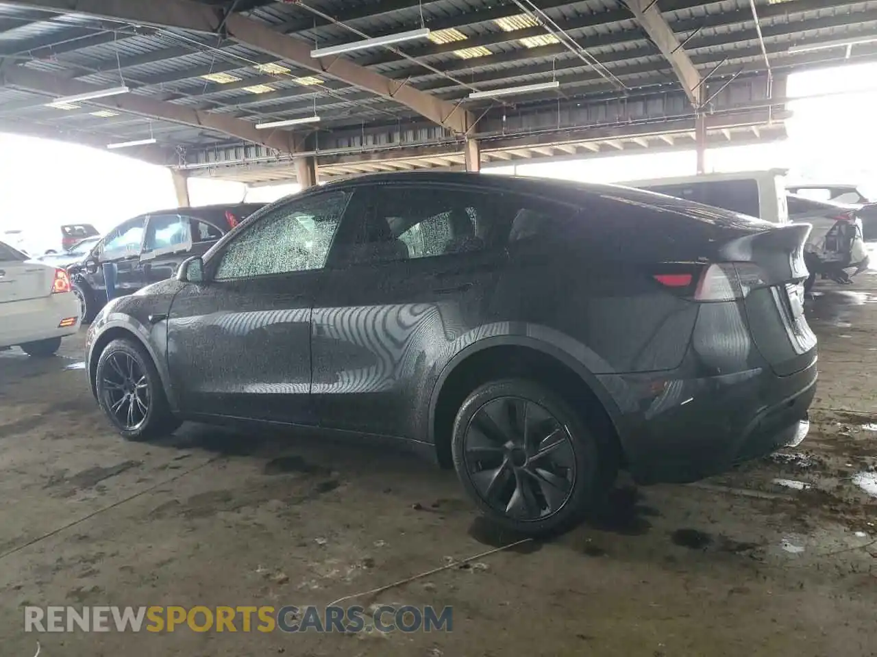 2 Photograph of a damaged car 7SAYGDED0SF262044 TESLA MODEL Y 2025