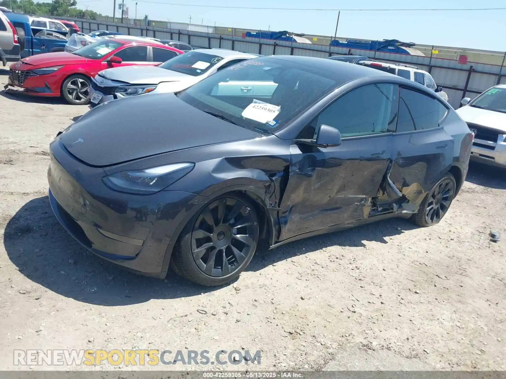 2 Photograph of a damaged car 7SAYGDED1SA357841 TESLA MODEL Y 2025