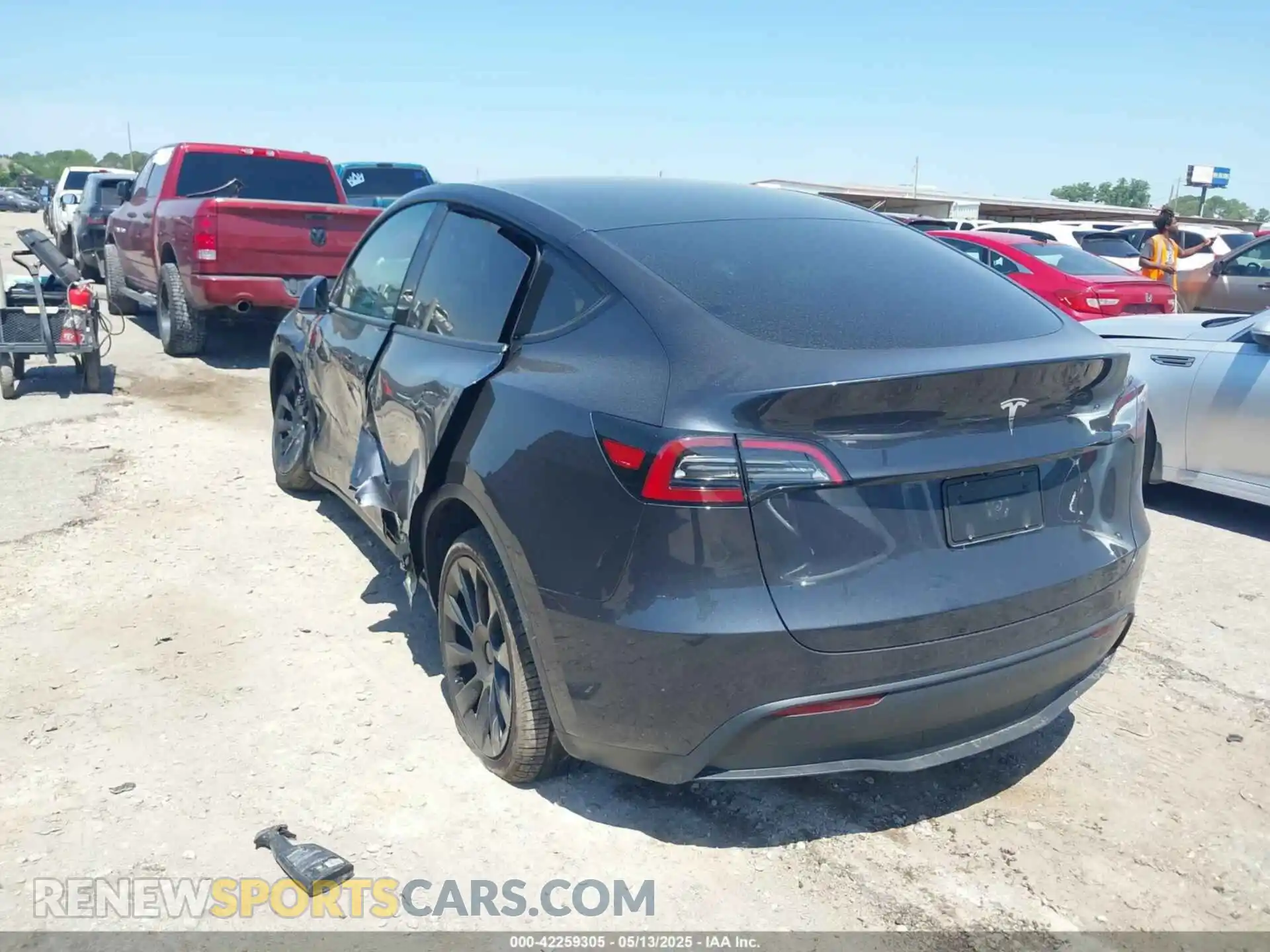 3 Photograph of a damaged car 7SAYGDED1SA357841 TESLA MODEL Y 2025