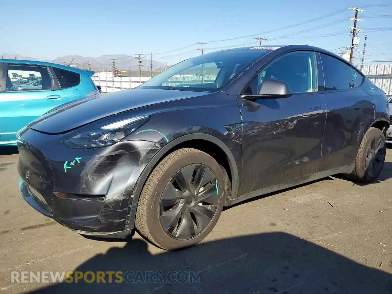 1 Photograph of a damaged car 7SAYGDED1SF304611 TESLA MODEL Y 2025