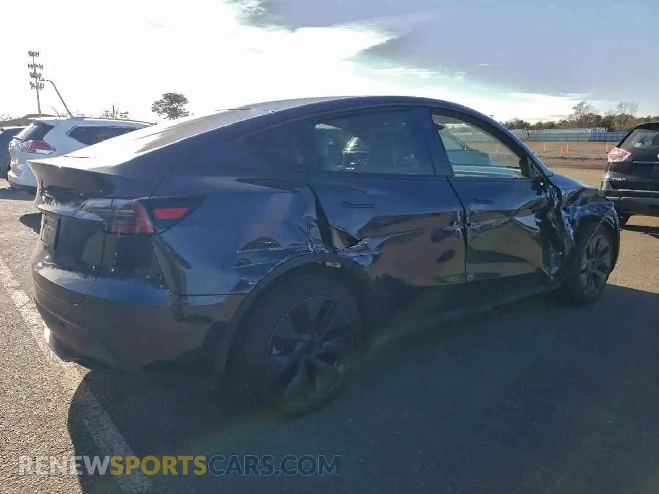 3 Photograph of a damaged car 7SAYGDED2SF226565 TESLA MODEL Y 2025
