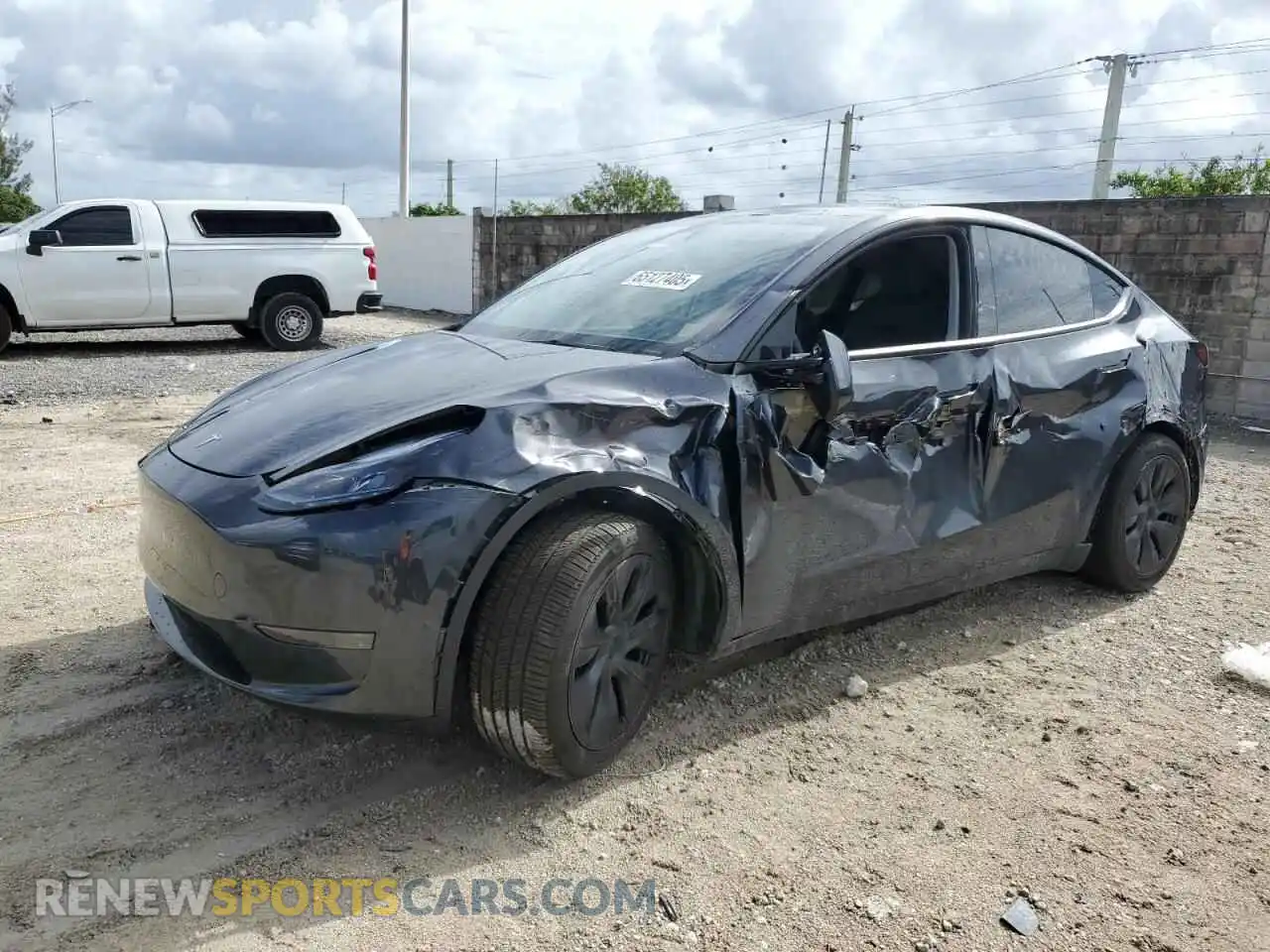 1 Photograph of a damaged car 7SAYGDED2SF238618 TESLA MODEL Y 2025