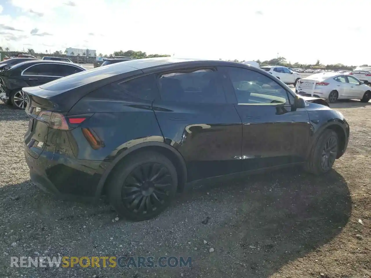 3 Photograph of a damaged car 7SAYGDED2SF248422 TESLA MODEL Y 2025