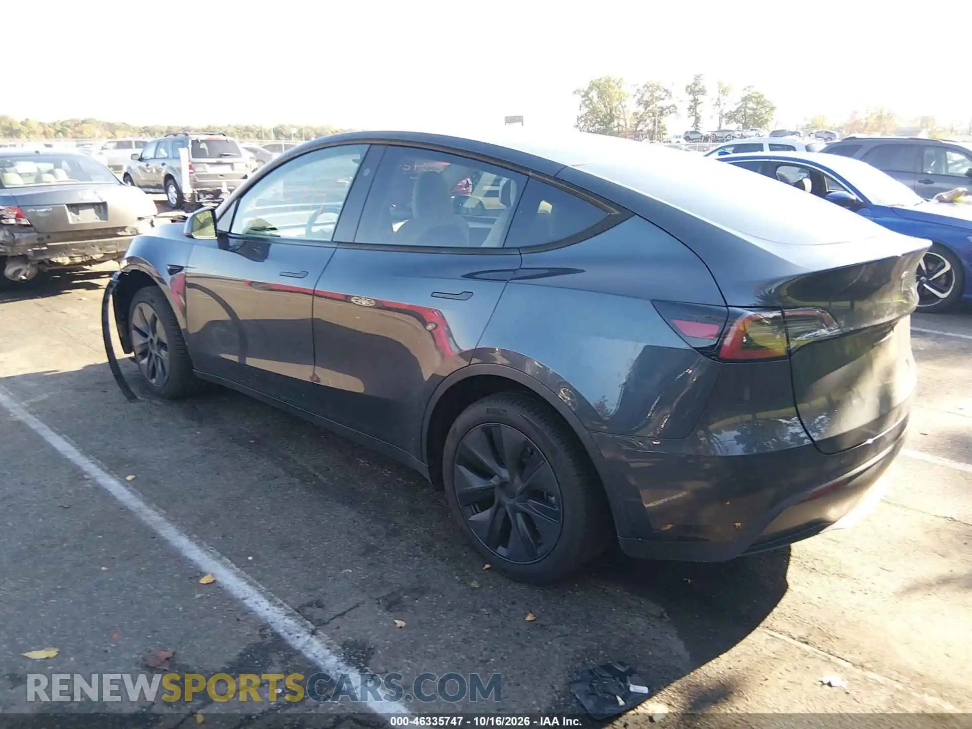 3 Photograph of a damaged car 7SAYGDED3SA369554 TESLA MODEL Y 2025