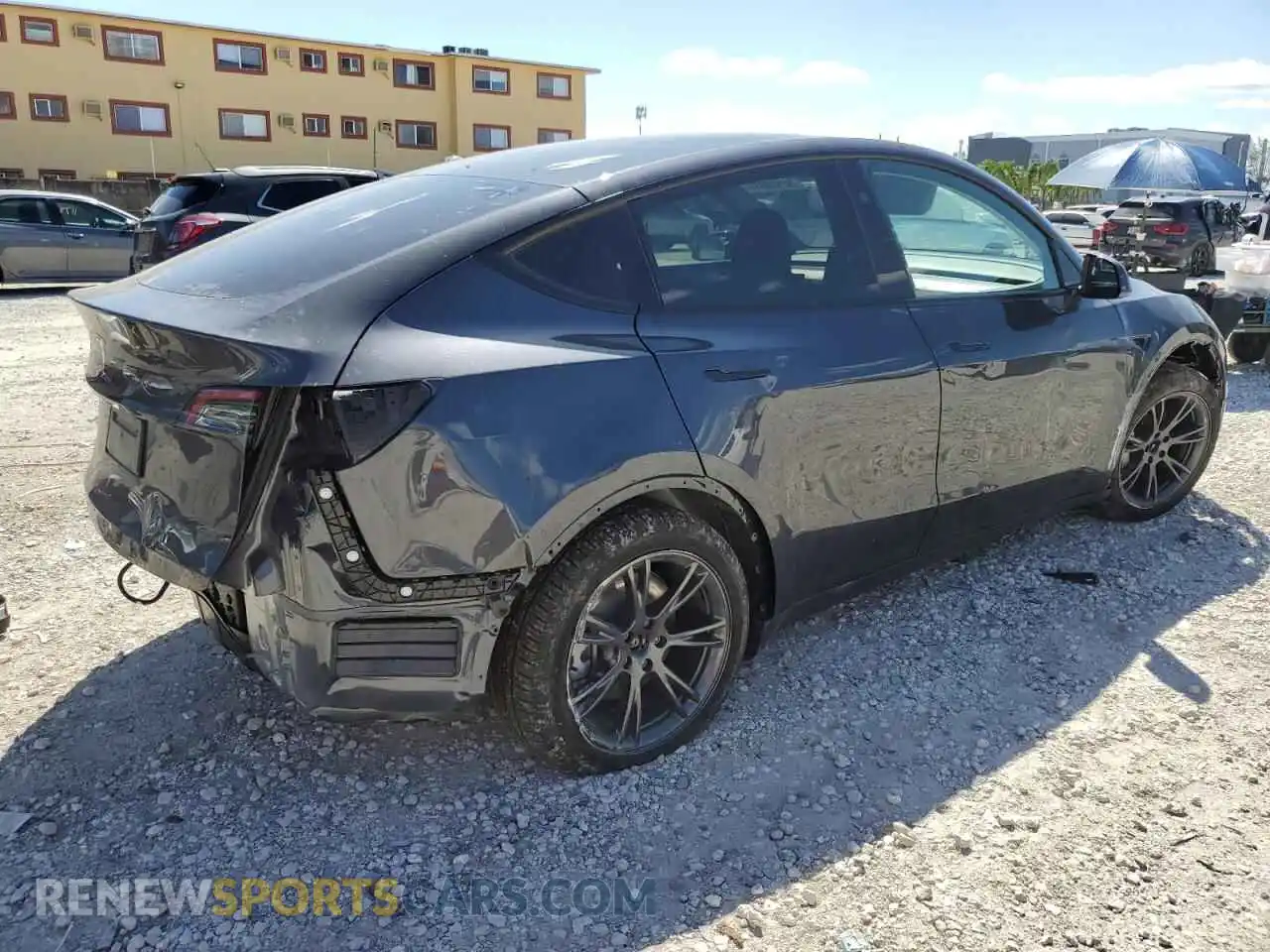 3 Photograph of a damaged car 7SAYGDED3SA371501 TESLA MODEL Y 2025