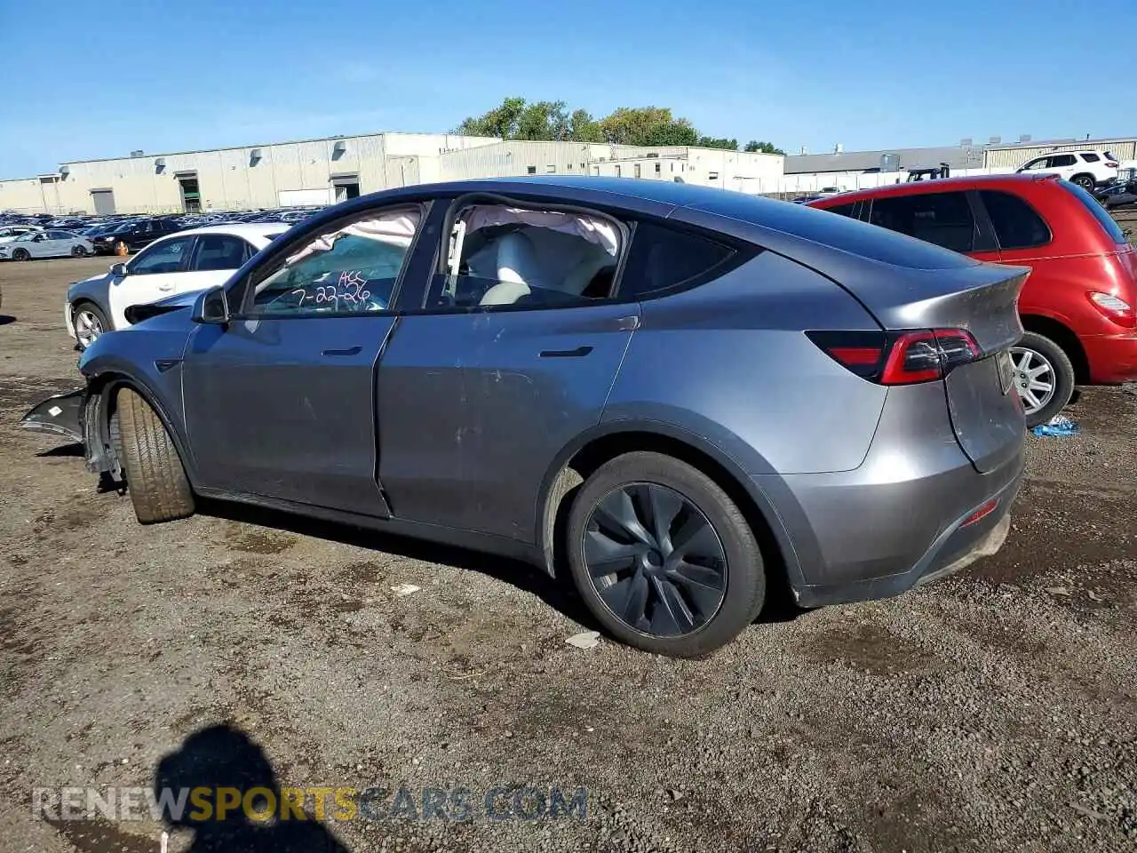 2 Photograph of a damaged car 7SAYGDED3SF236702 TESLA MODEL Y 2025