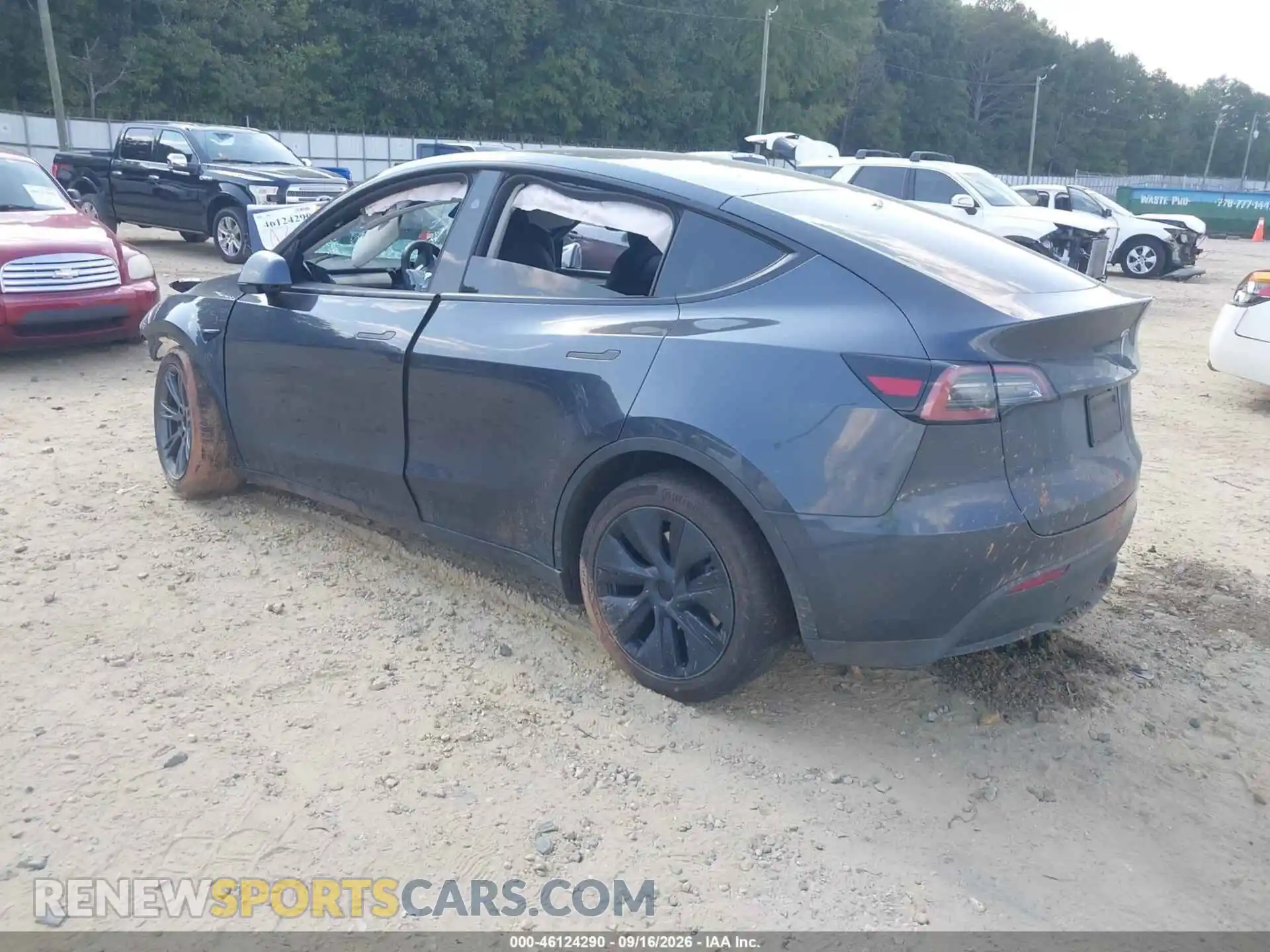 3 Photograph of a damaged car 7SAYGDED5SA353937 TESLA MODEL Y 2025
