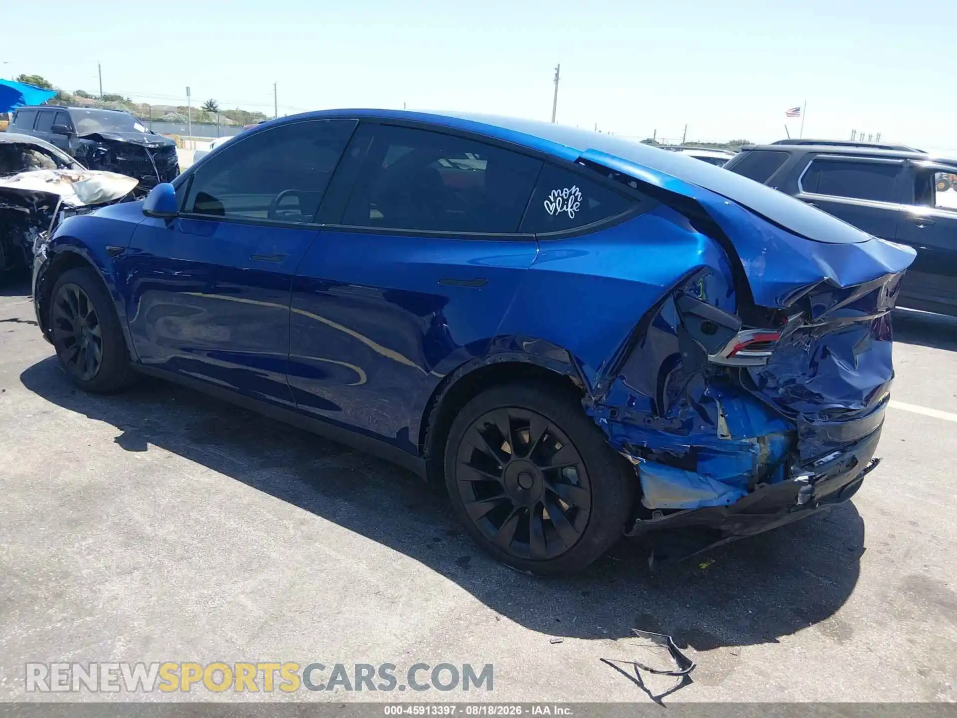 3 fotografías del automóvil dañado 7SAYGDED5SF221909 TESLA MODEL Y 2025