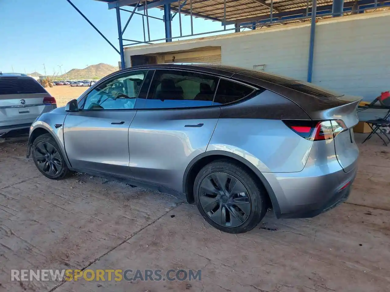 2 Фотография поврежденного автомобиля 7SAYGDED5SF320164 TESLA MODEL Y 2025