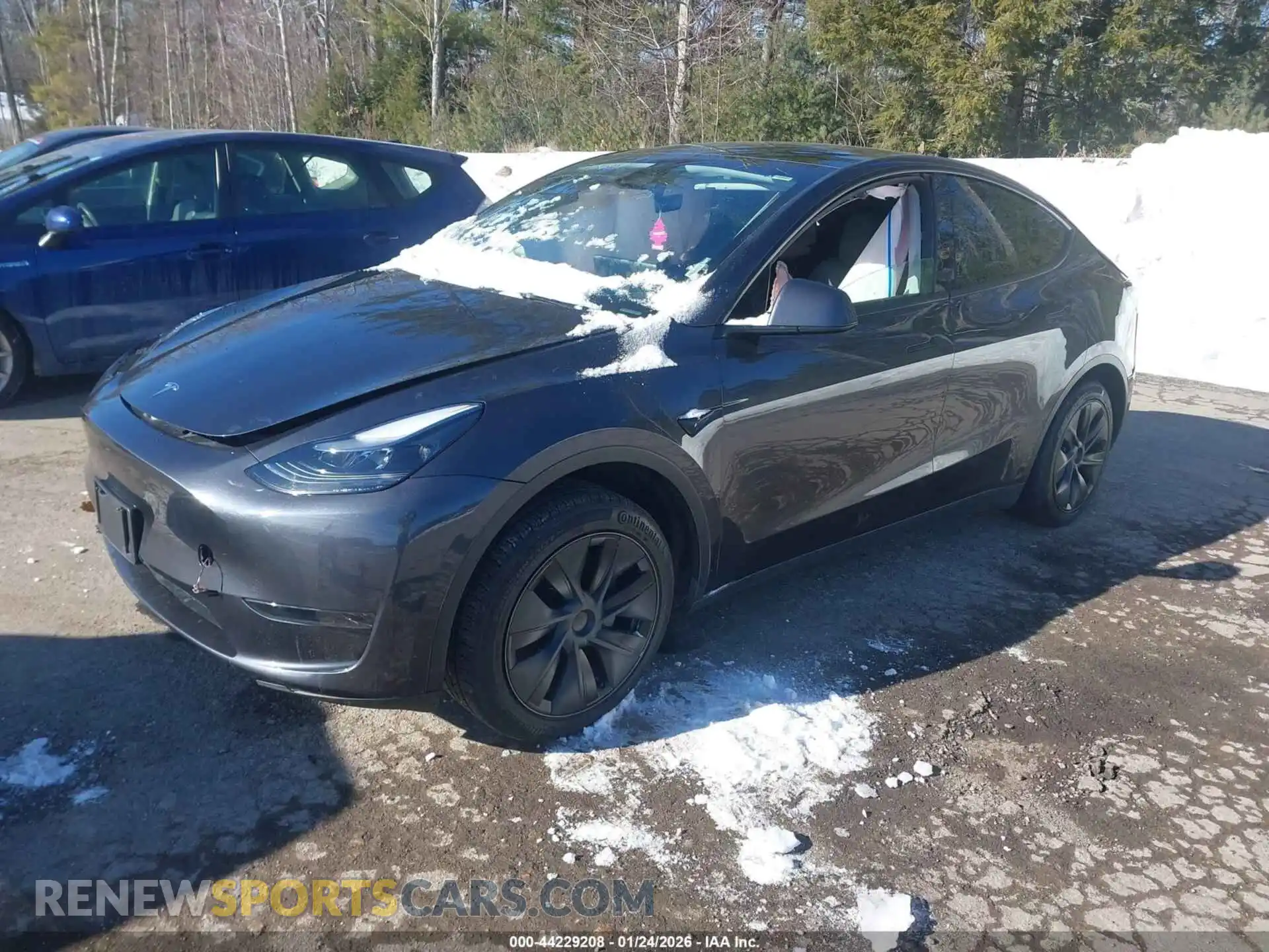 2 Photograph of a damaged car 7SAYGDED6SA373999 TESLA MODEL Y 2025