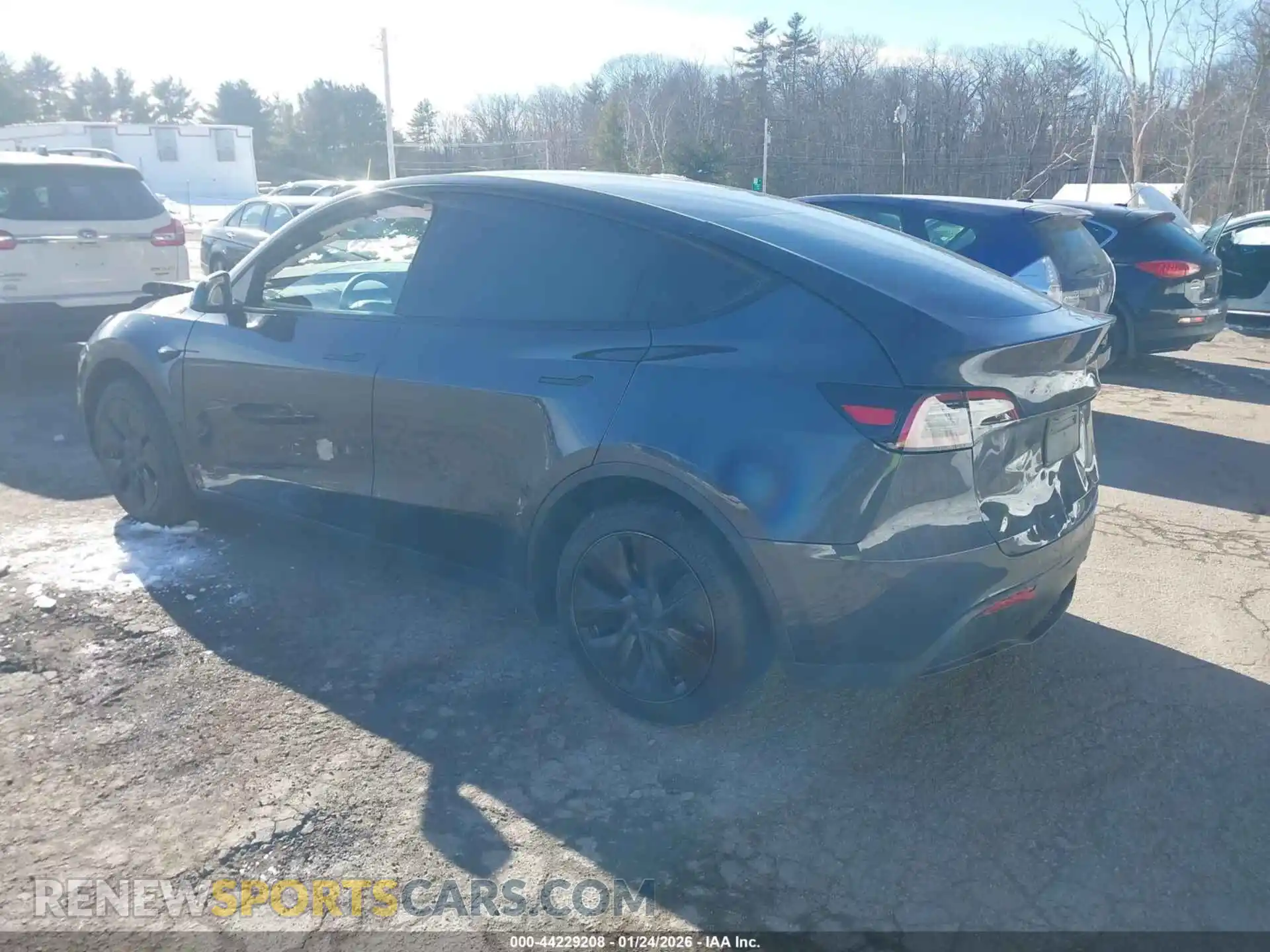3 Photograph of a damaged car 7SAYGDED6SA373999 TESLA MODEL Y 2025