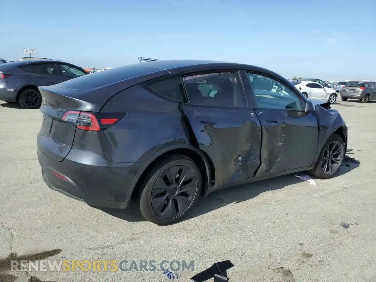 3 Photograph of a damaged car 7SAYGDED7SF314429 TESLA MODEL Y 2025