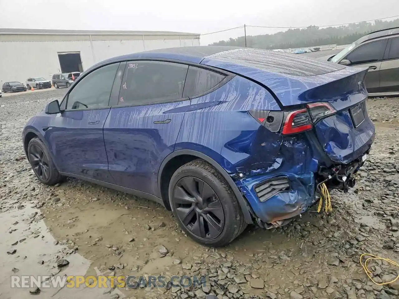 2 fotografías del automóvil dañado 7SAYGDED7SF314964 TESLA MODEL Y 2025