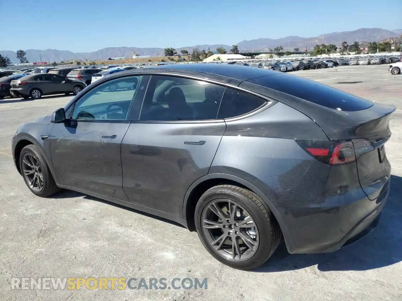 2 Photograph of a damaged car 7SAYGDED7SF315080 TESLA MODEL Y 2025