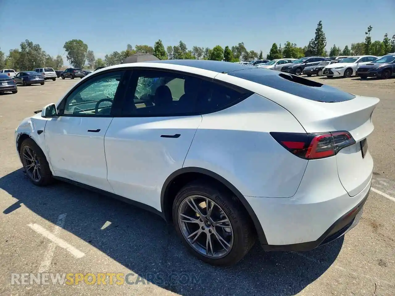2 Photograph of a damaged car 7SAYGDED8SF282395 TESLA MODEL Y 2025