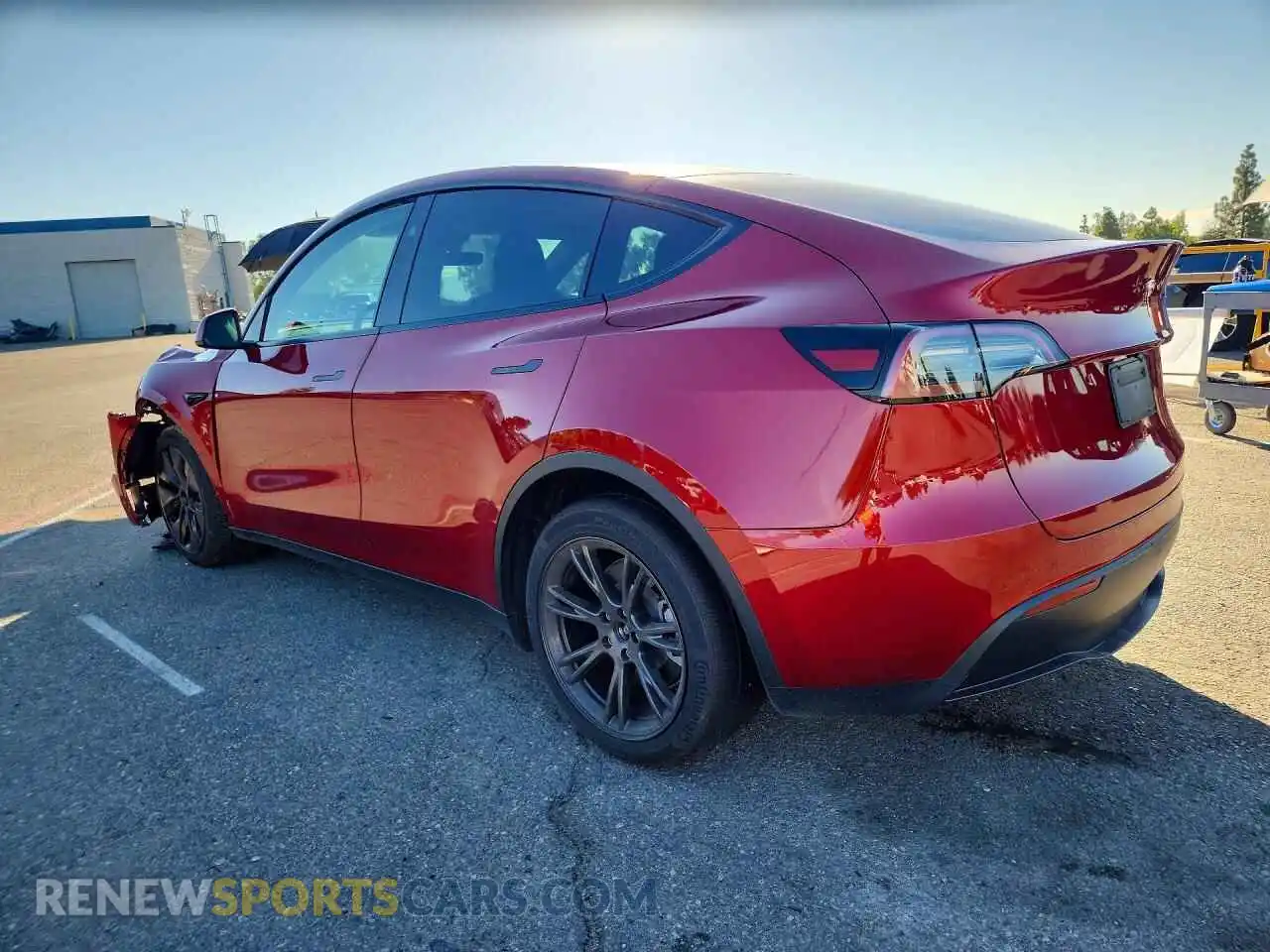 2 fotografías del automóvil dañado 7SAYGDED8SF304637 TESLA MODEL Y 2025