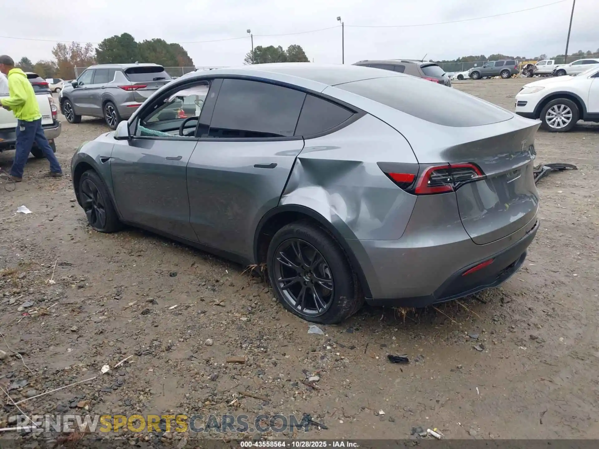 3 Photograph of a damaged car 7SAYGDED9SA358462 TESLA MODEL Y 2025