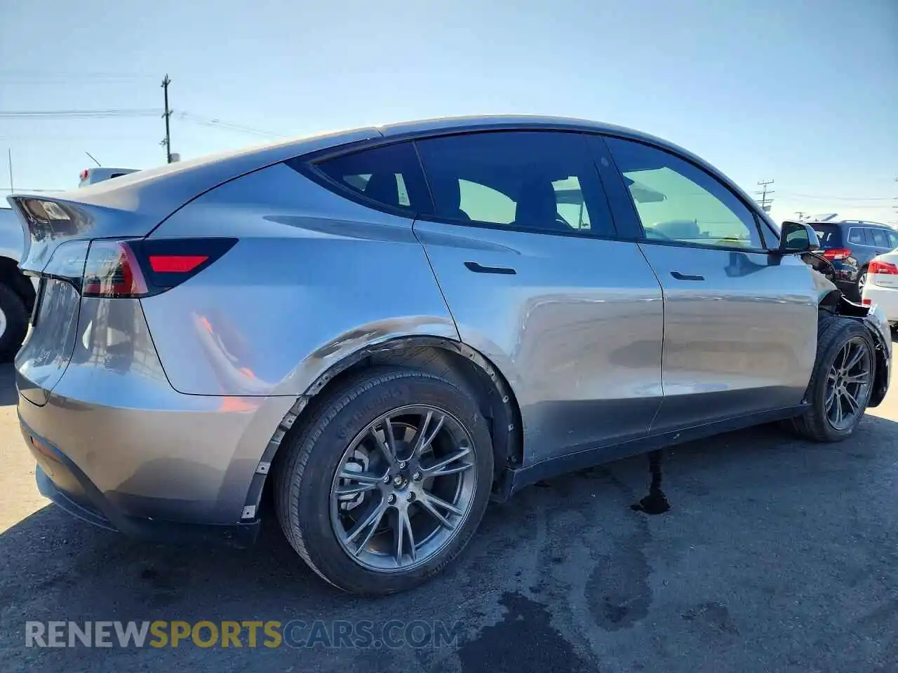 3 Photograph of a damaged car 7SAYGDED9SF242133 TESLA MODEL Y 2025