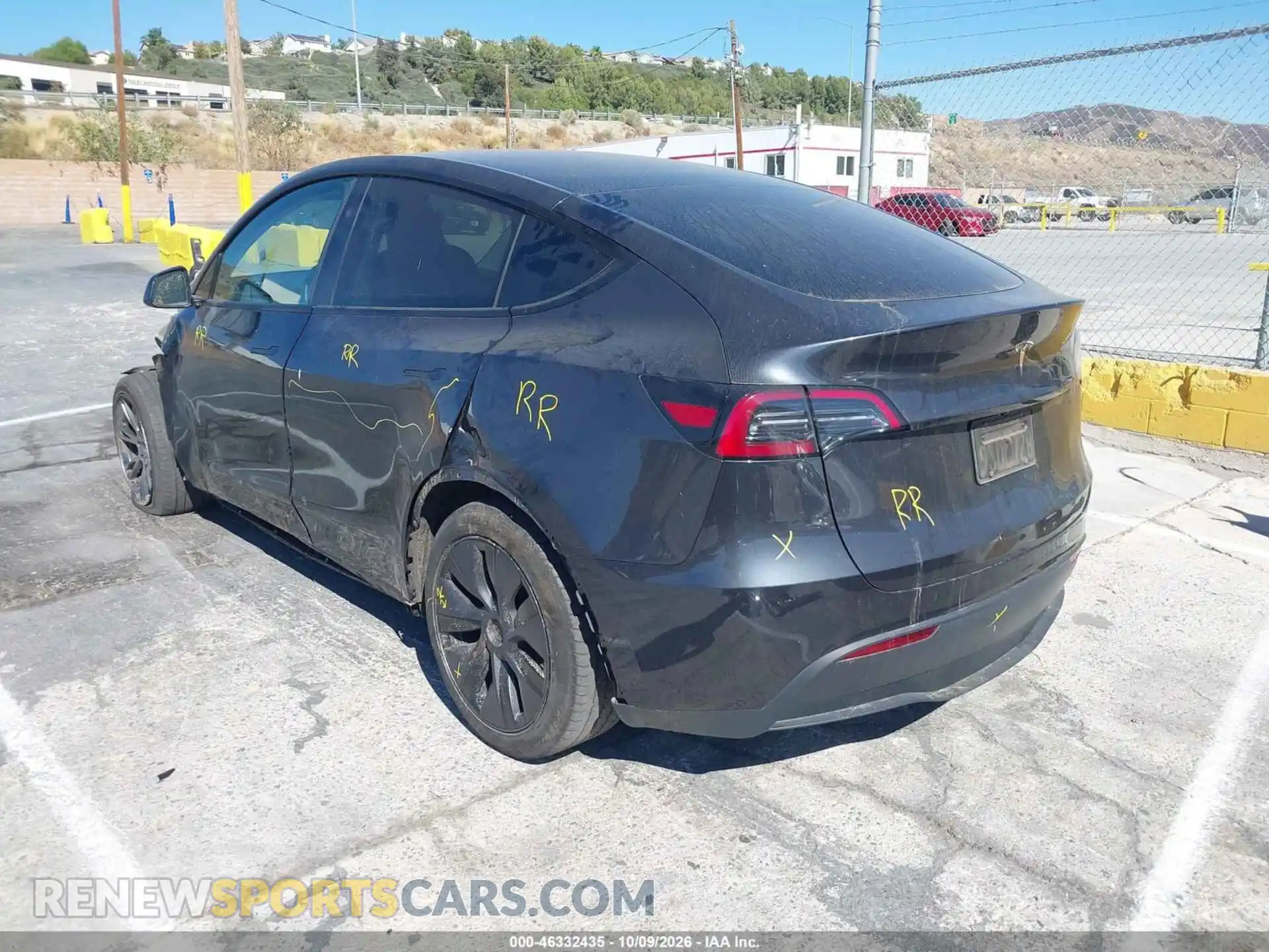 3 fotografías del automóvil dañado 7SAYGDED9SF313346 TESLA MODEL Y 2025