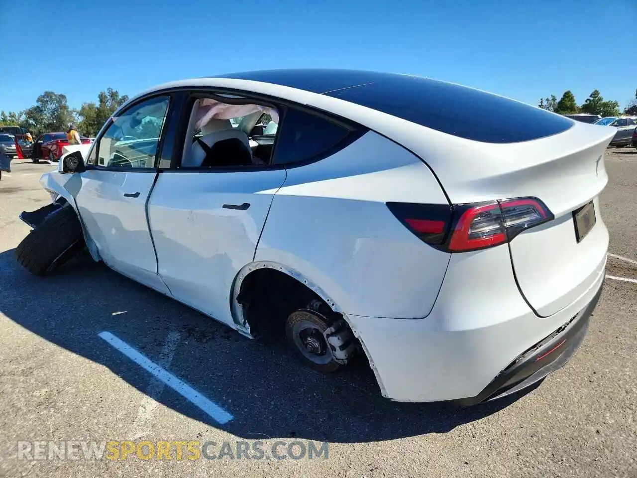 2 Photograph of a damaged car 7SAYGDED9SF321334 TESLA MODEL Y 2025