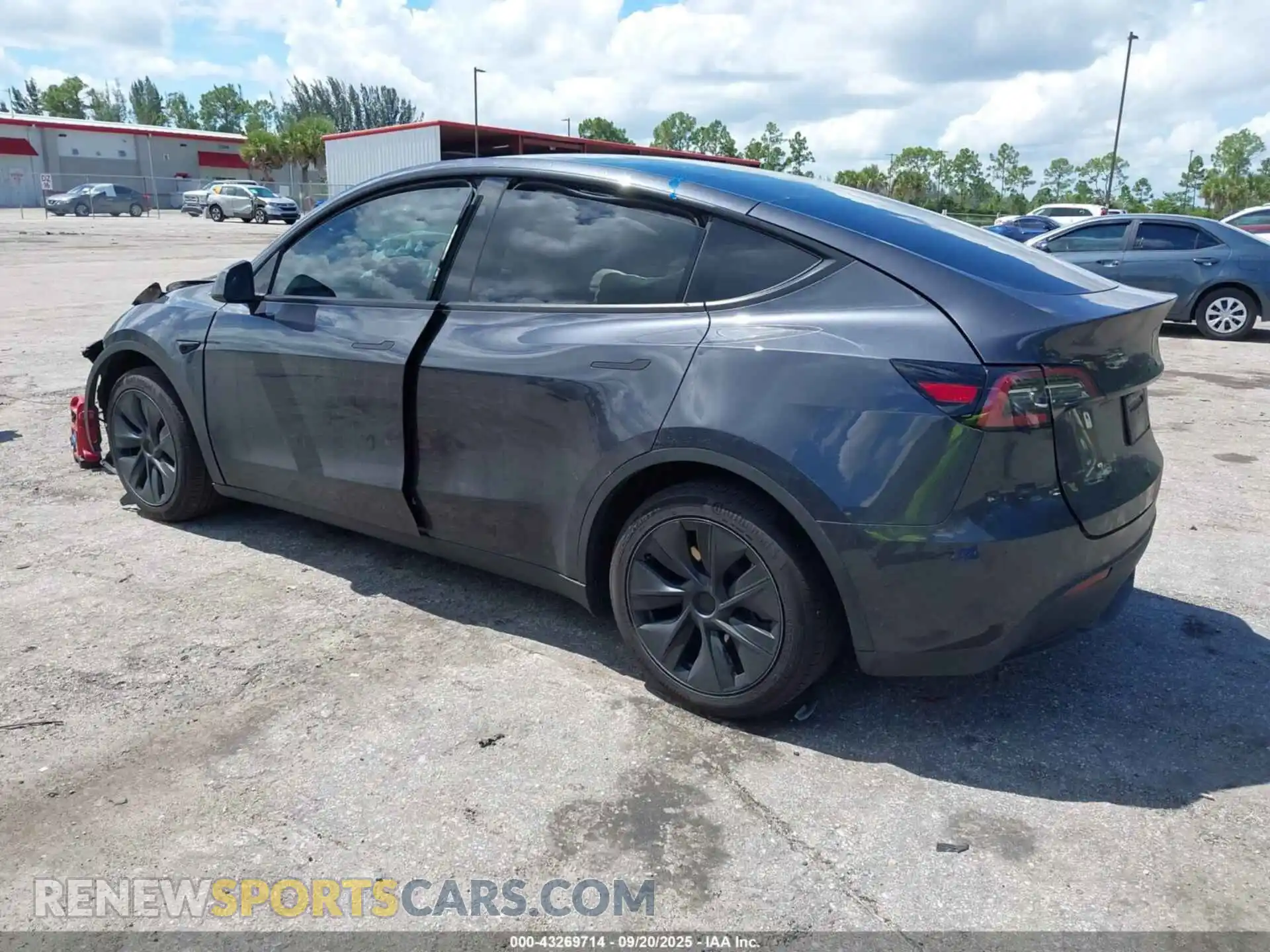 3 Photograph of a damaged car 7SAYGDEDXSF259846 TESLA MODEL Y 2025
