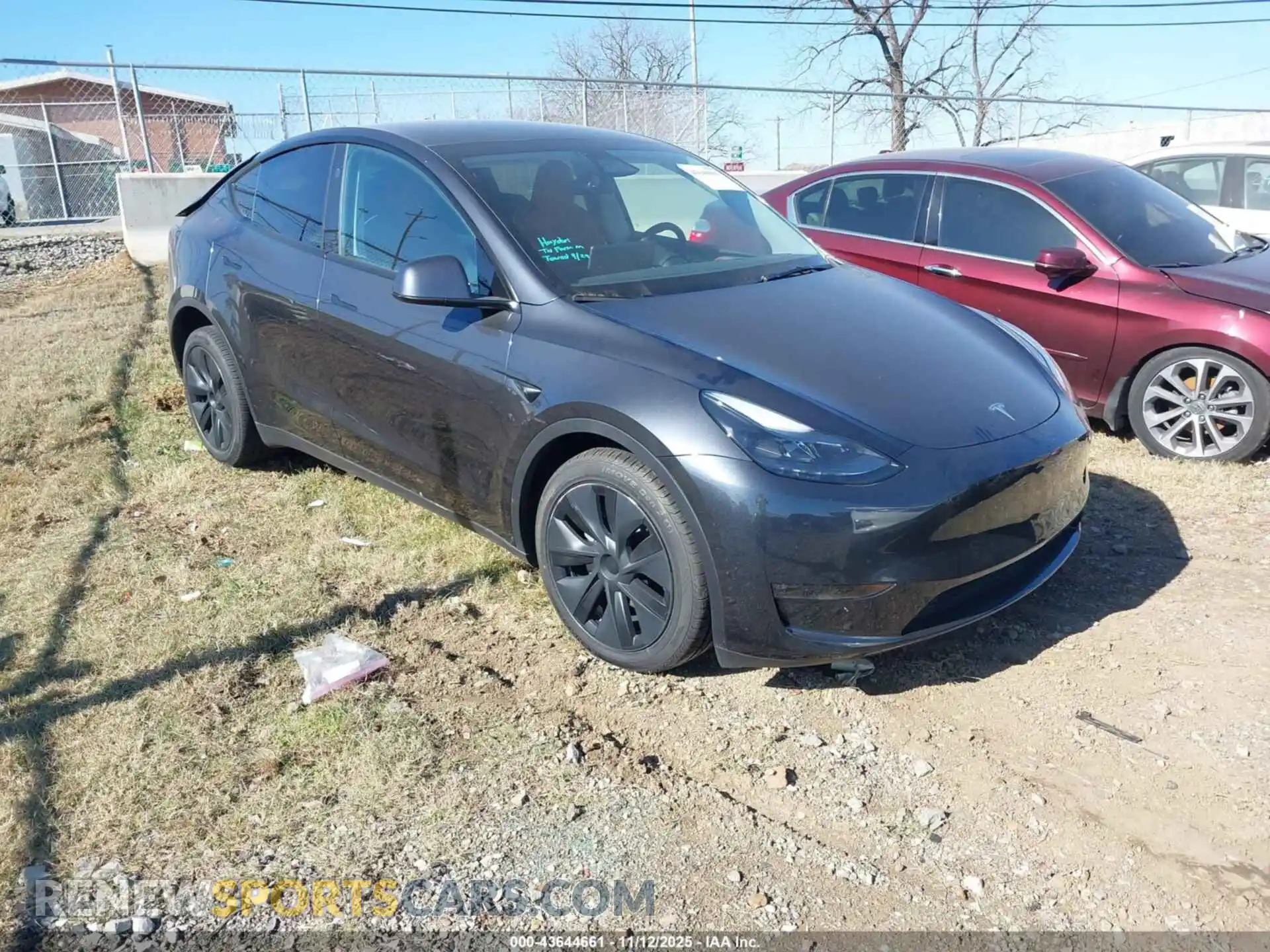 1 Фотография поврежденного автомобиля 7SAYGDEE0SA340344 TESLA MODEL Y 2025
