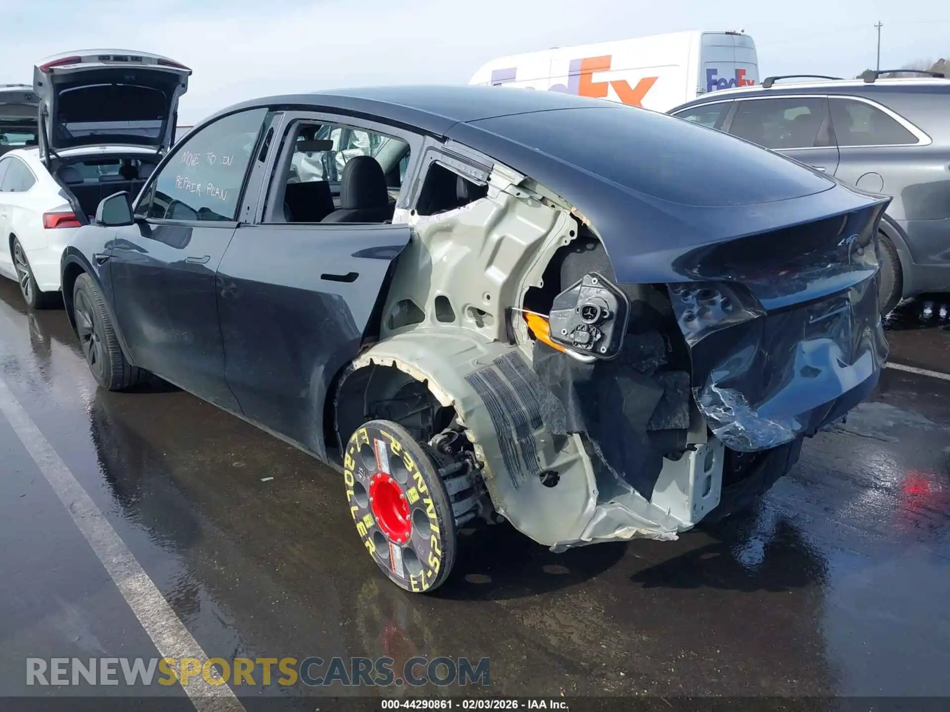 3 Photograph of a damaged car 7SAYGDEE0SA342112 TESLA MODEL Y 2025