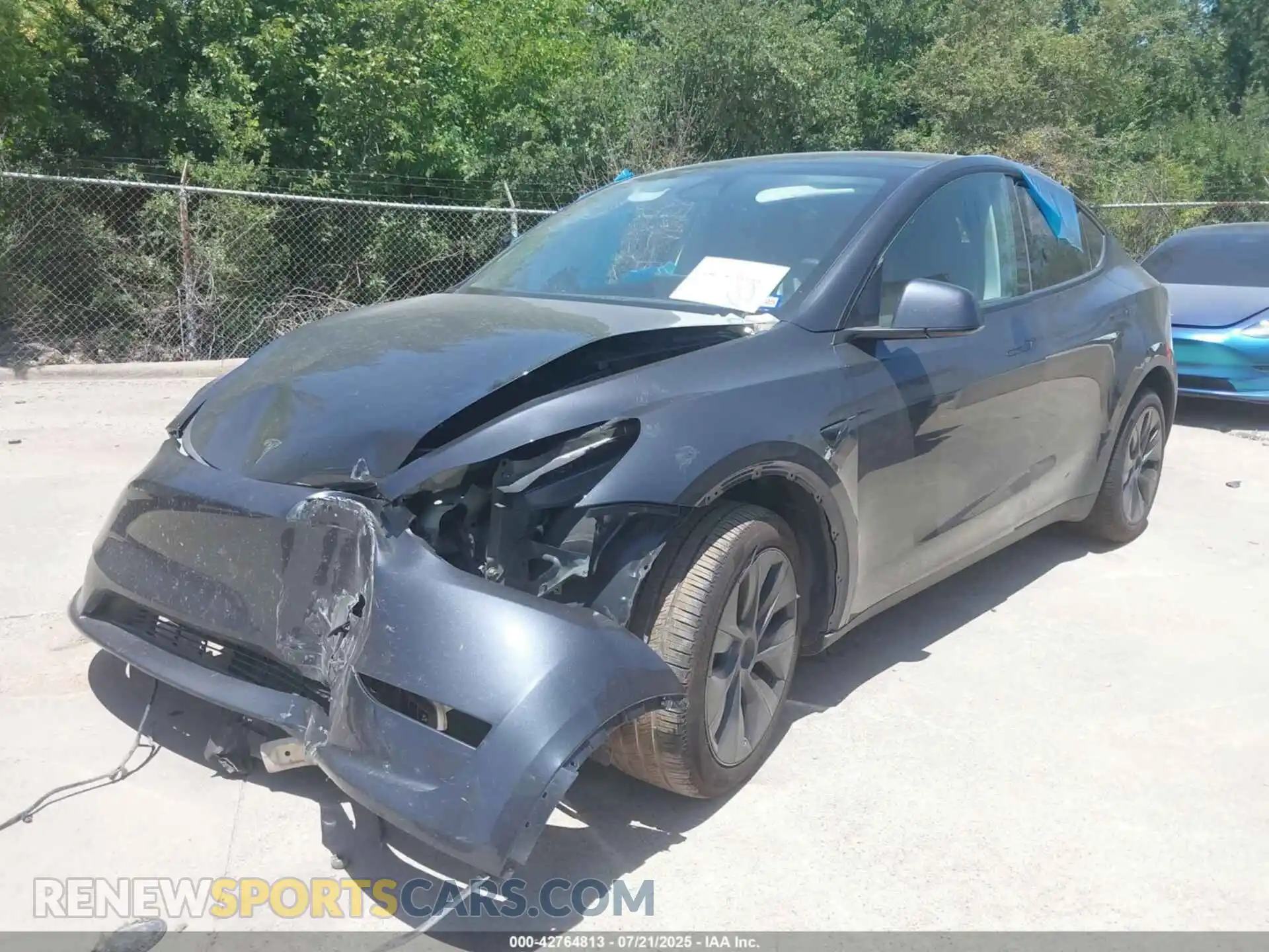 2 Photograph of a damaged car 7SAYGDEE0SA357340 TESLA MODEL Y 2025