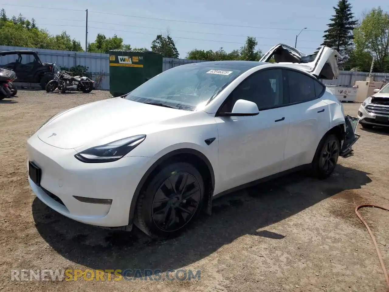 1 Photograph of a damaged car 7SAYGDEE0SF283002 TESLA MODEL Y 2025