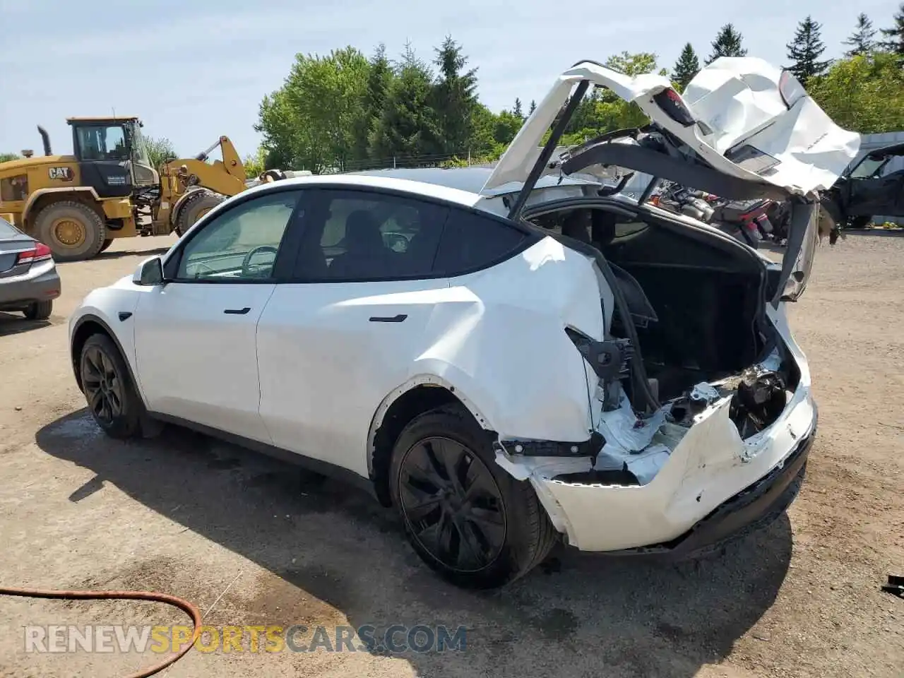 2 Photograph of a damaged car 7SAYGDEE0SF283002 TESLA MODEL Y 2025