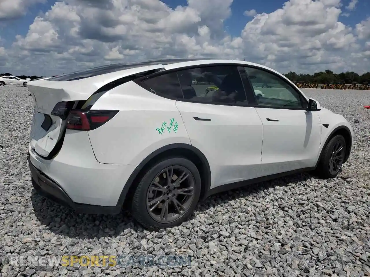 3 Photograph of a damaged car 7SAYGDEE2SA337722 TESLA MODEL Y 2025