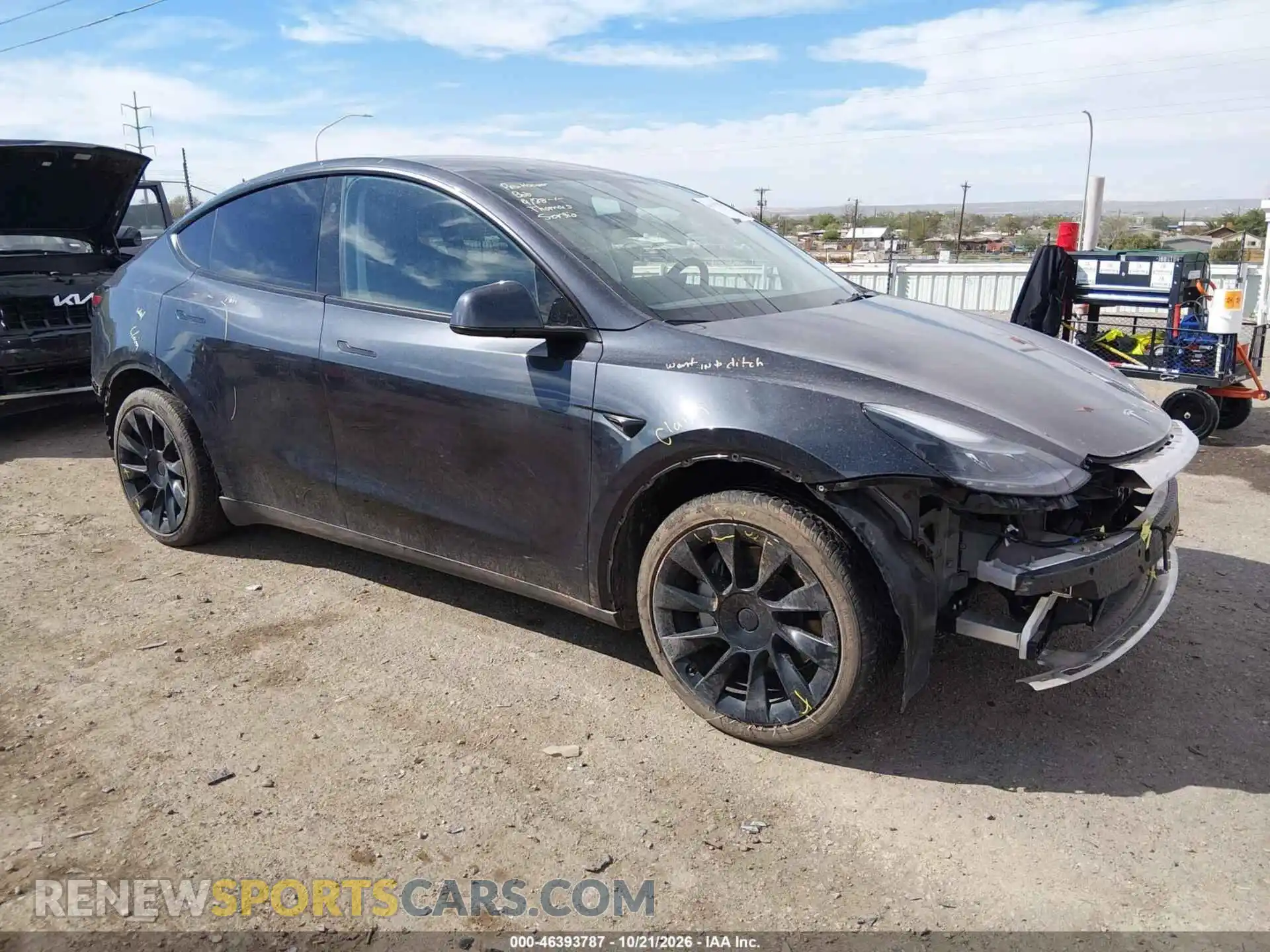 1 Photograph of a damaged car 7SAYGDEE2SF265942 TESLA MODEL Y 2025